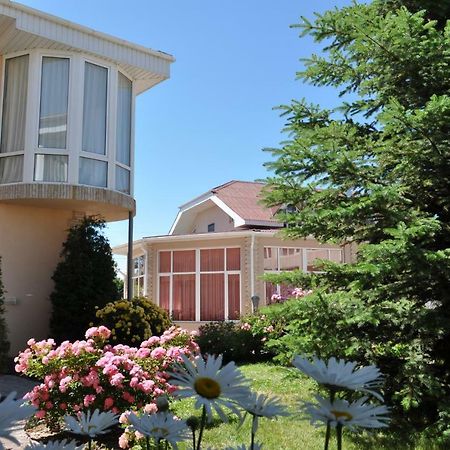 Zlata Inn Tamchy Ngoại thất bức ảnh