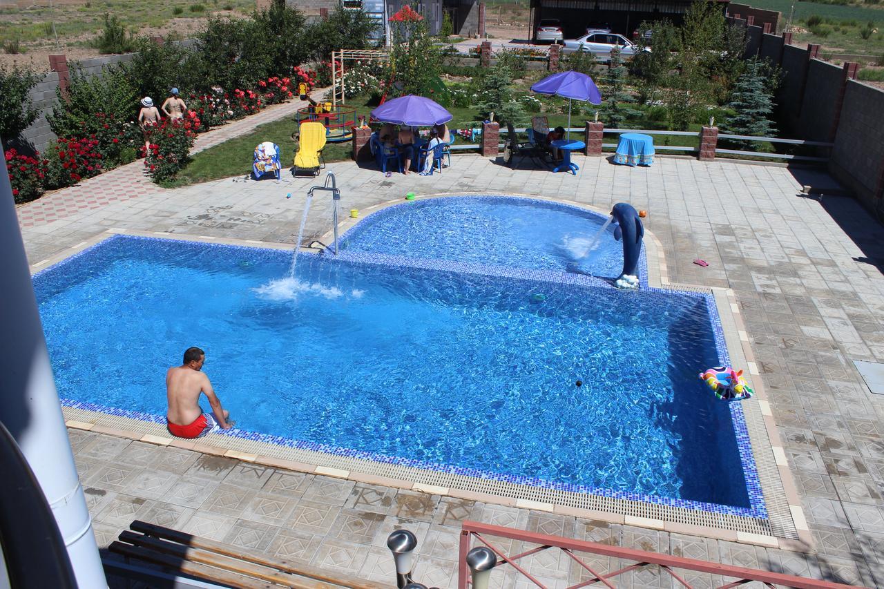 Zlata Inn Tamchy Ngoại thất bức ảnh