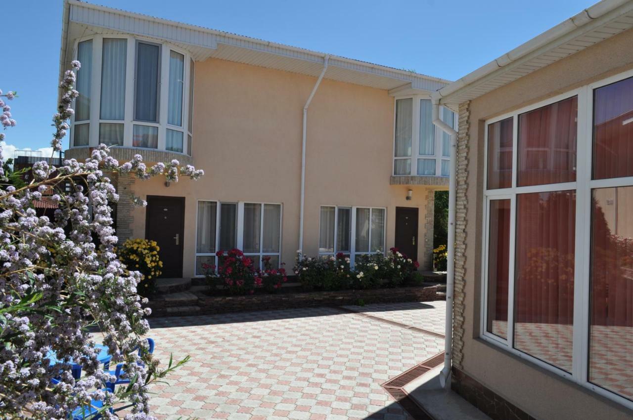 Zlata Inn Tamchy Ngoại thất bức ảnh