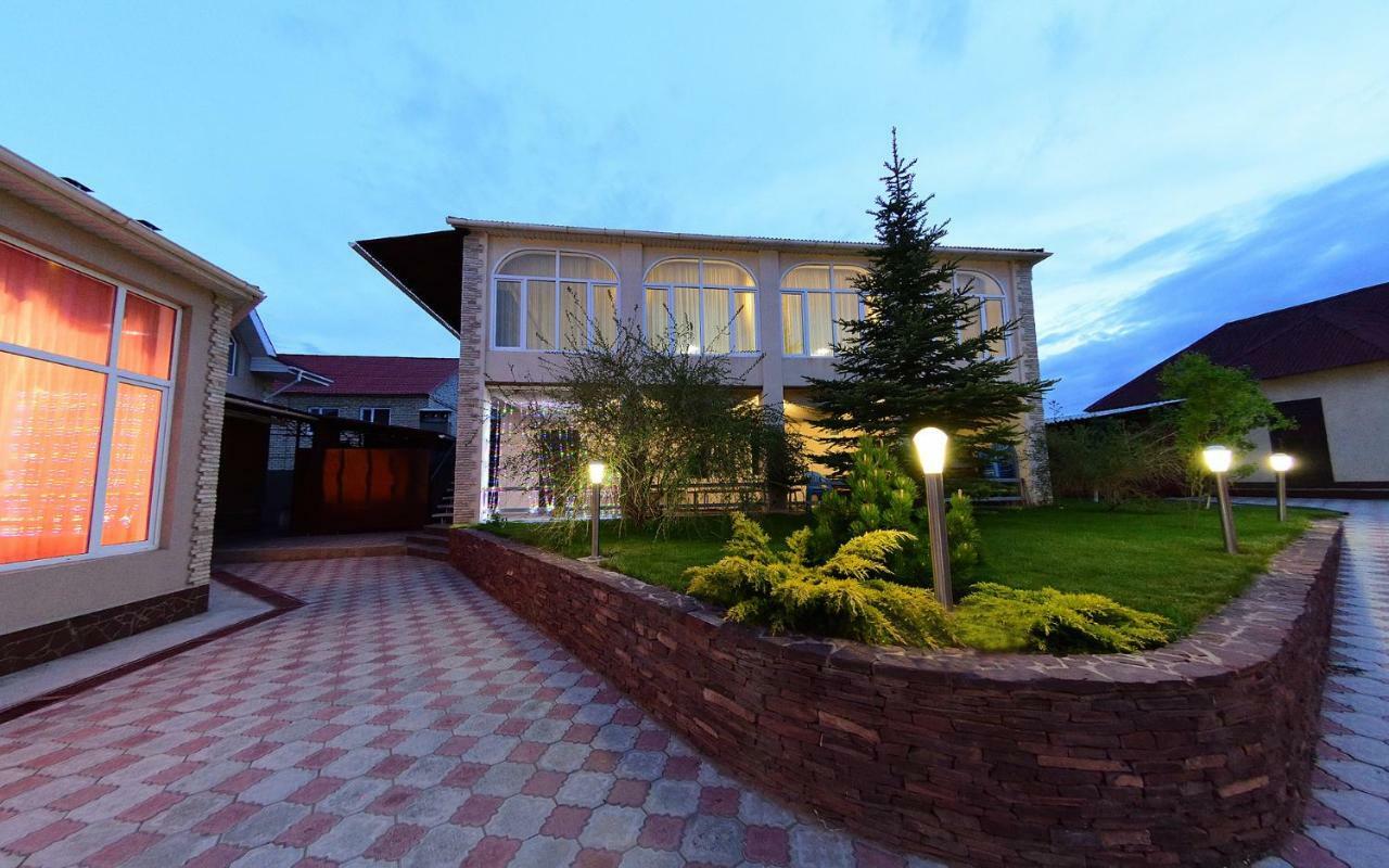 Zlata Inn Tamchy Ngoại thất bức ảnh