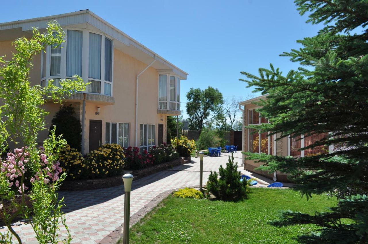 Zlata Inn Tamchy Ngoại thất bức ảnh