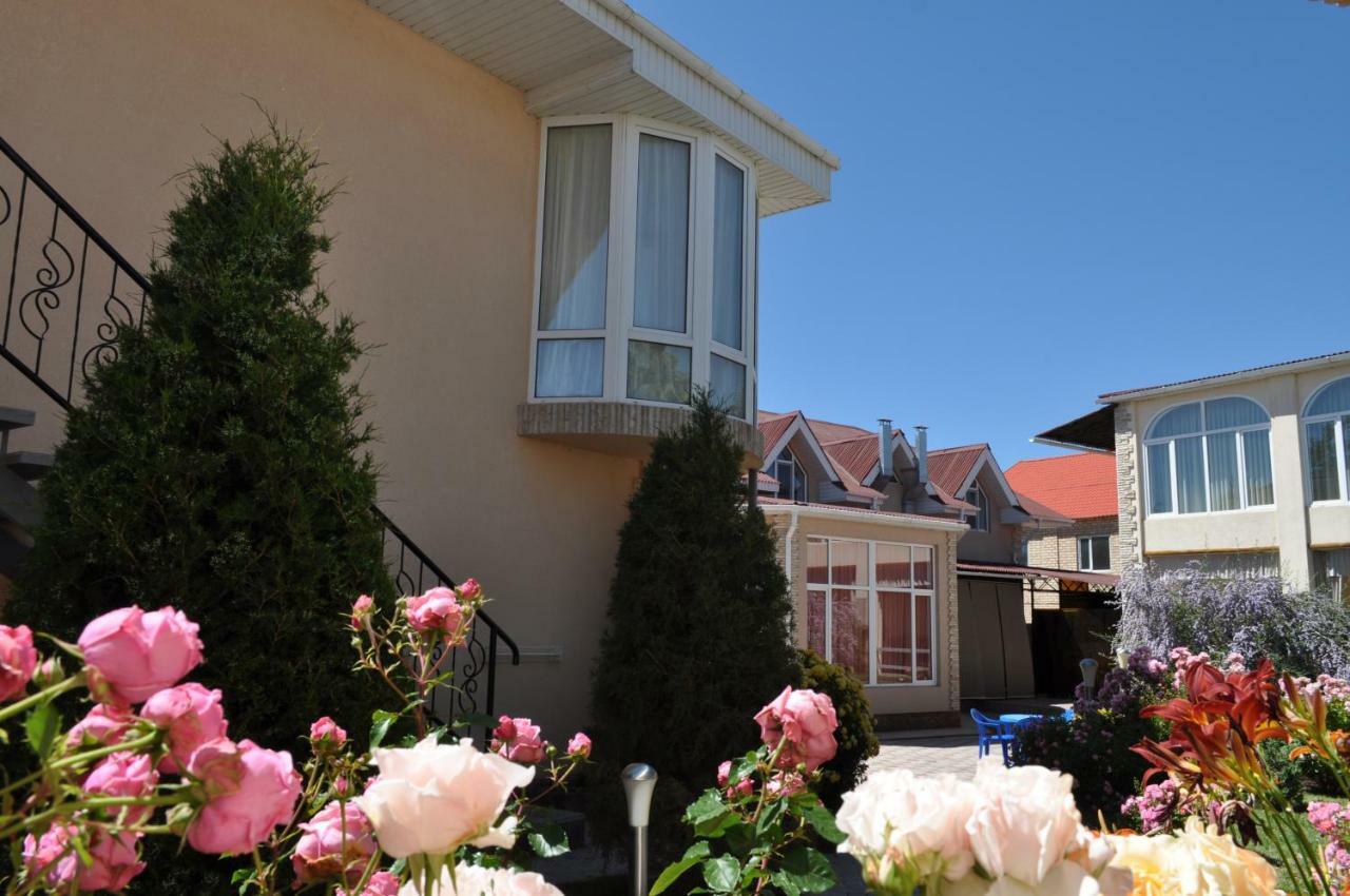 Zlata Inn Tamchy Ngoại thất bức ảnh