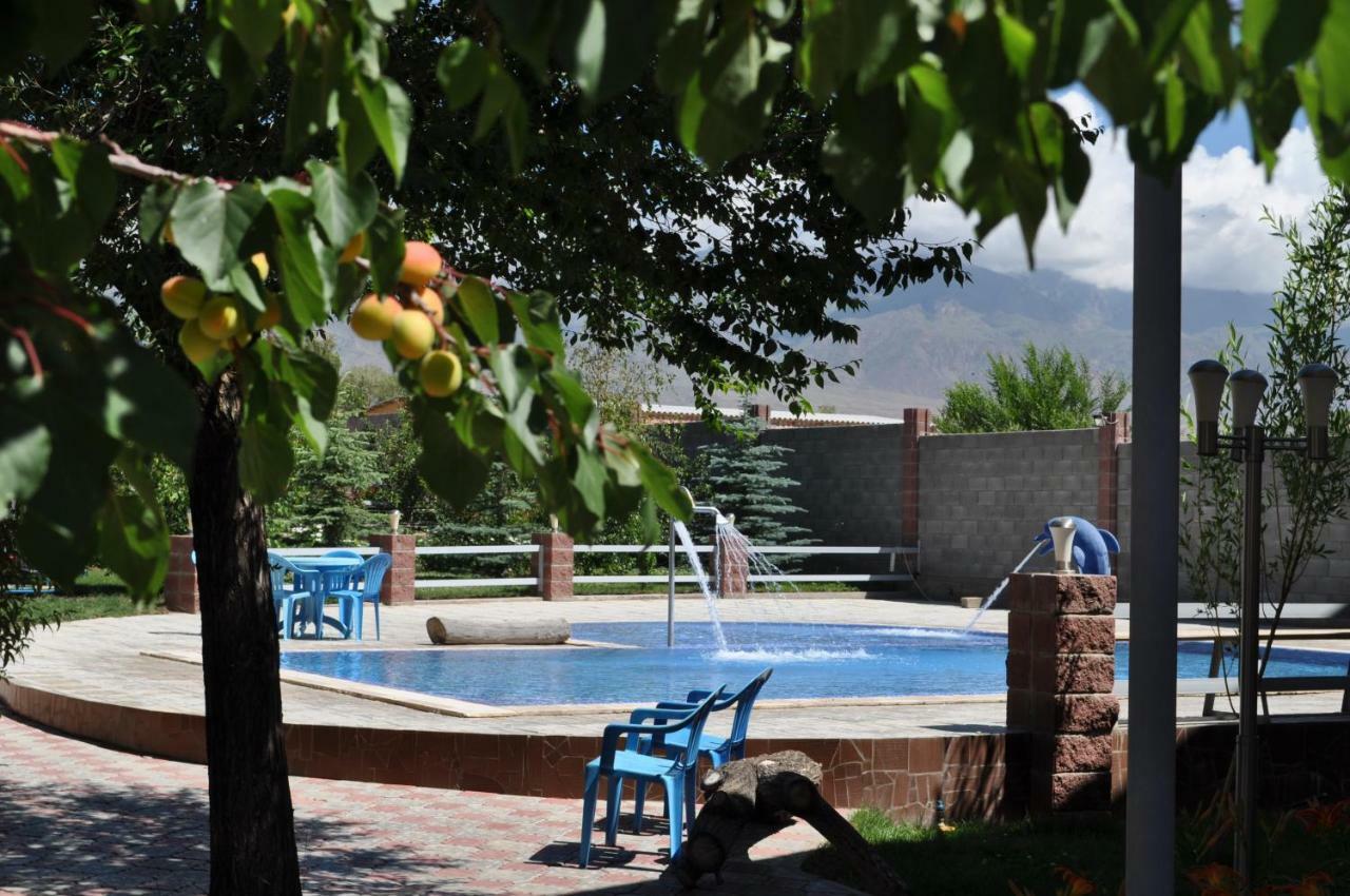 Zlata Inn Tamchy Ngoại thất bức ảnh
