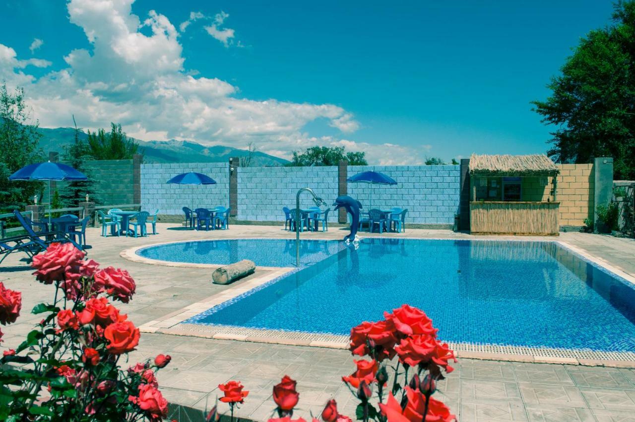 Zlata Inn Tamchy Ngoại thất bức ảnh